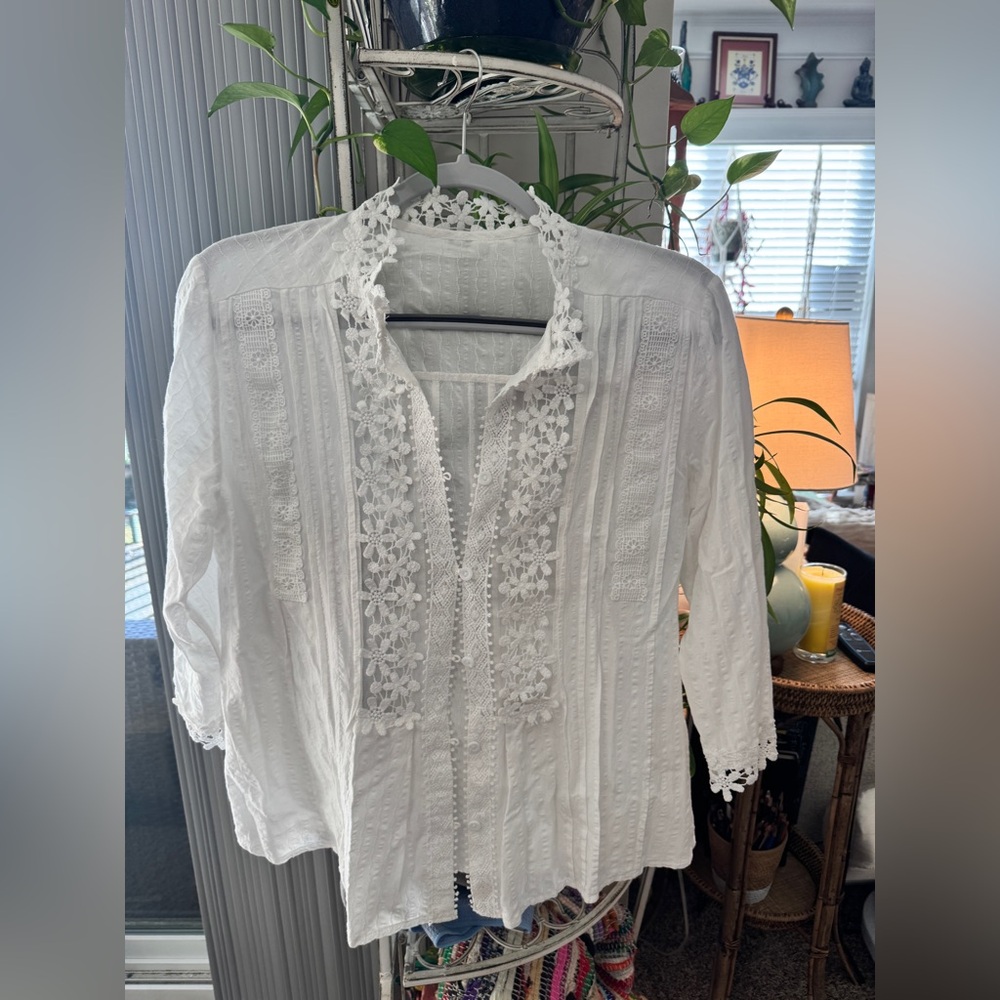 Stitched Patterned White Vintage Boho Lace Trim 3/4 sleeve Blouse size small